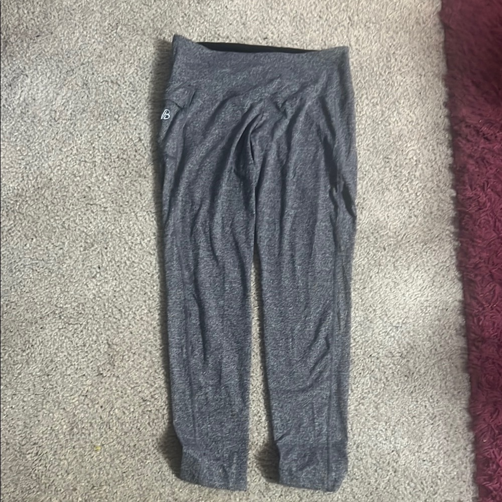 Womens leggings/yoga pants